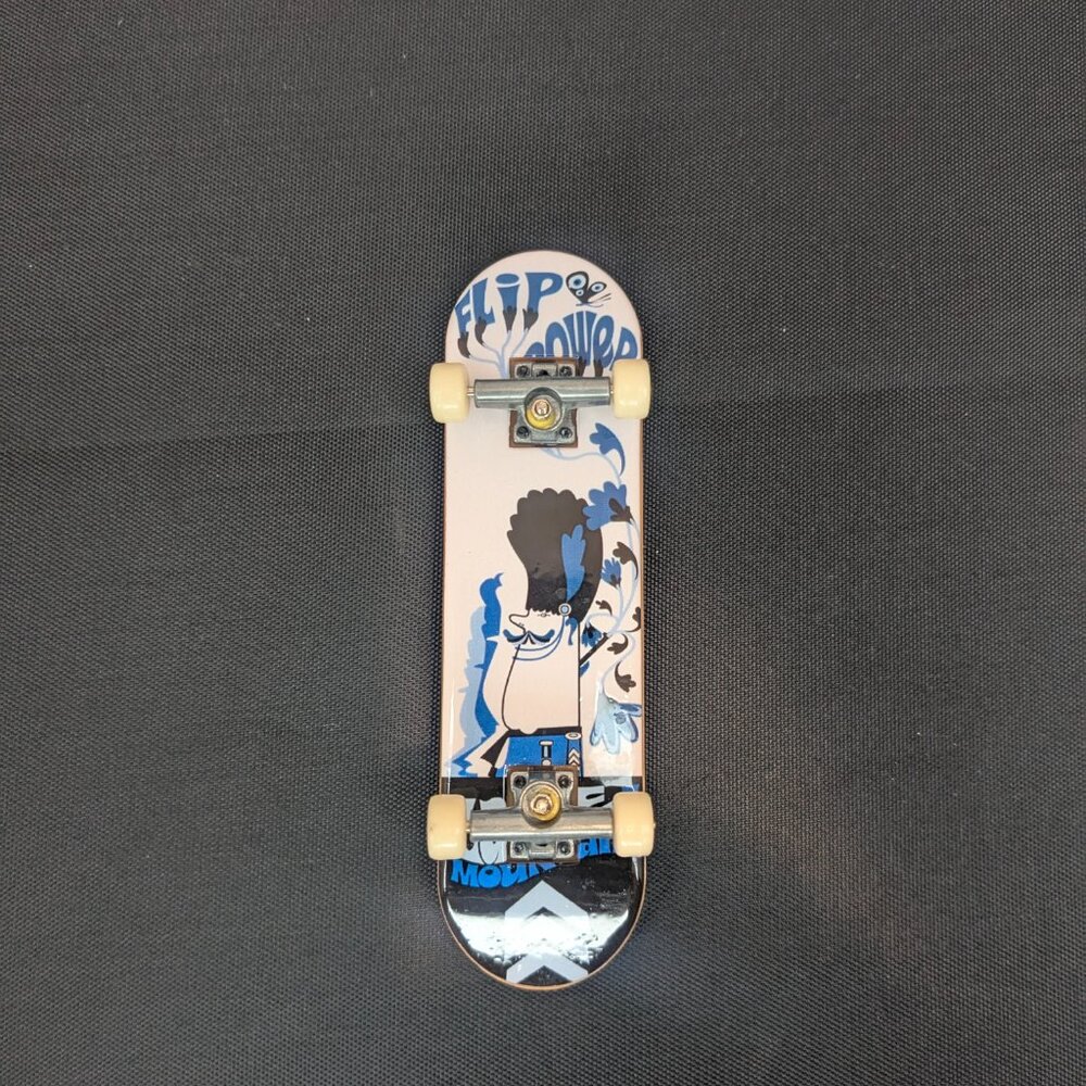4 Tech Deck Fingerboards - Picture 5 of 7
